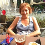 Profesora de lengua y literatura, con más de 10 años de experiencia, ofrezco clases particulares de lengua,inglés y catalán.